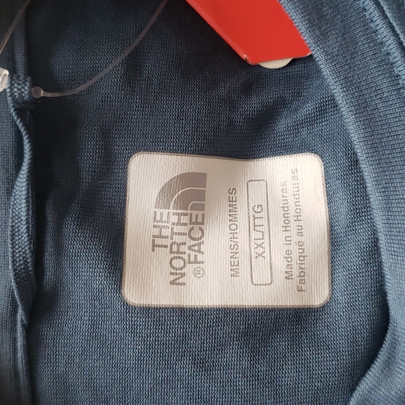 North Face t-shirt - Picture 2 of 2
